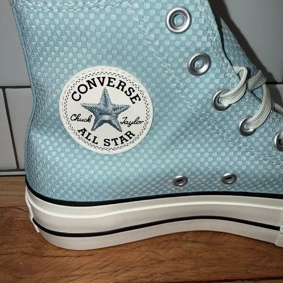 Converse Women Size 6.5 Chuck Taylor All Star Lift Hi Sneaker Infinity Pool Blue - Picture 7 of 10